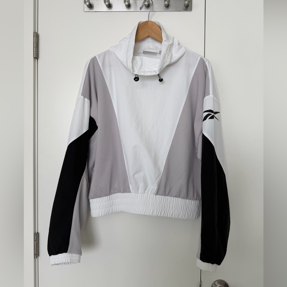 Reebok Colorblock Pullover – Size Small – Brand New